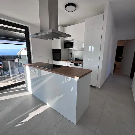 Luxury Apartments Marty Malinska Exterior foto