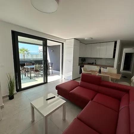 Luxury Apartments Marty Malinska Exterior foto