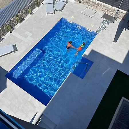 Luxury Apartments Marty Malinska Exterior foto